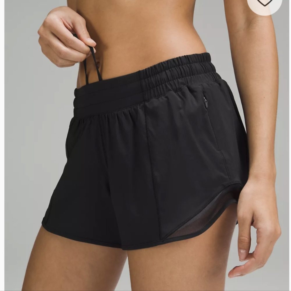 Lululemon - Hotty Hot Low-Rise Lined Short 4" Black, Sz 14